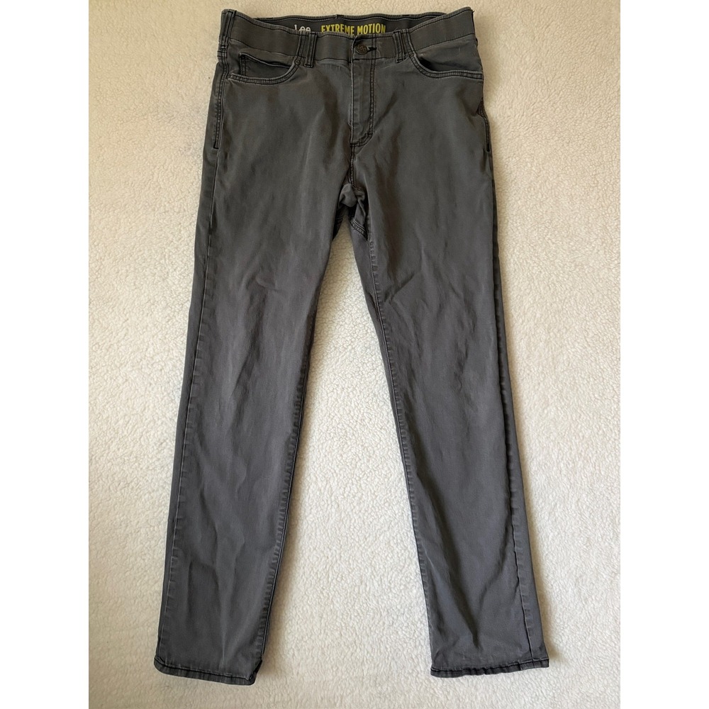 Lee Extreme Motion Jeans Mens 34 (Fits 32x32) Gray Regular Tapered Stretch Denim